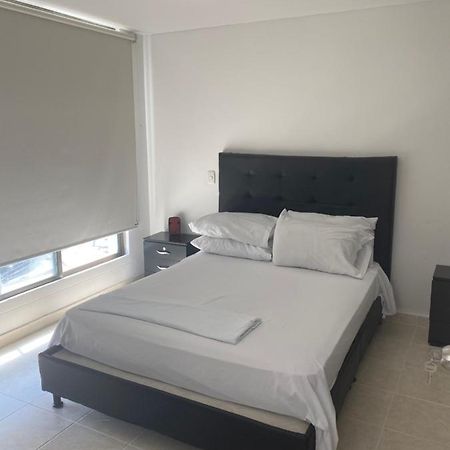 Apartaestudio Amoblado Con Excelente Ubicacion Apartment Pereira Bagian luar foto