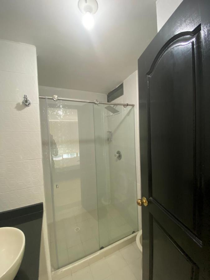 Apartaestudio Amoblado Con Excelente Ubicacion Apartment Pereira Bagian luar foto